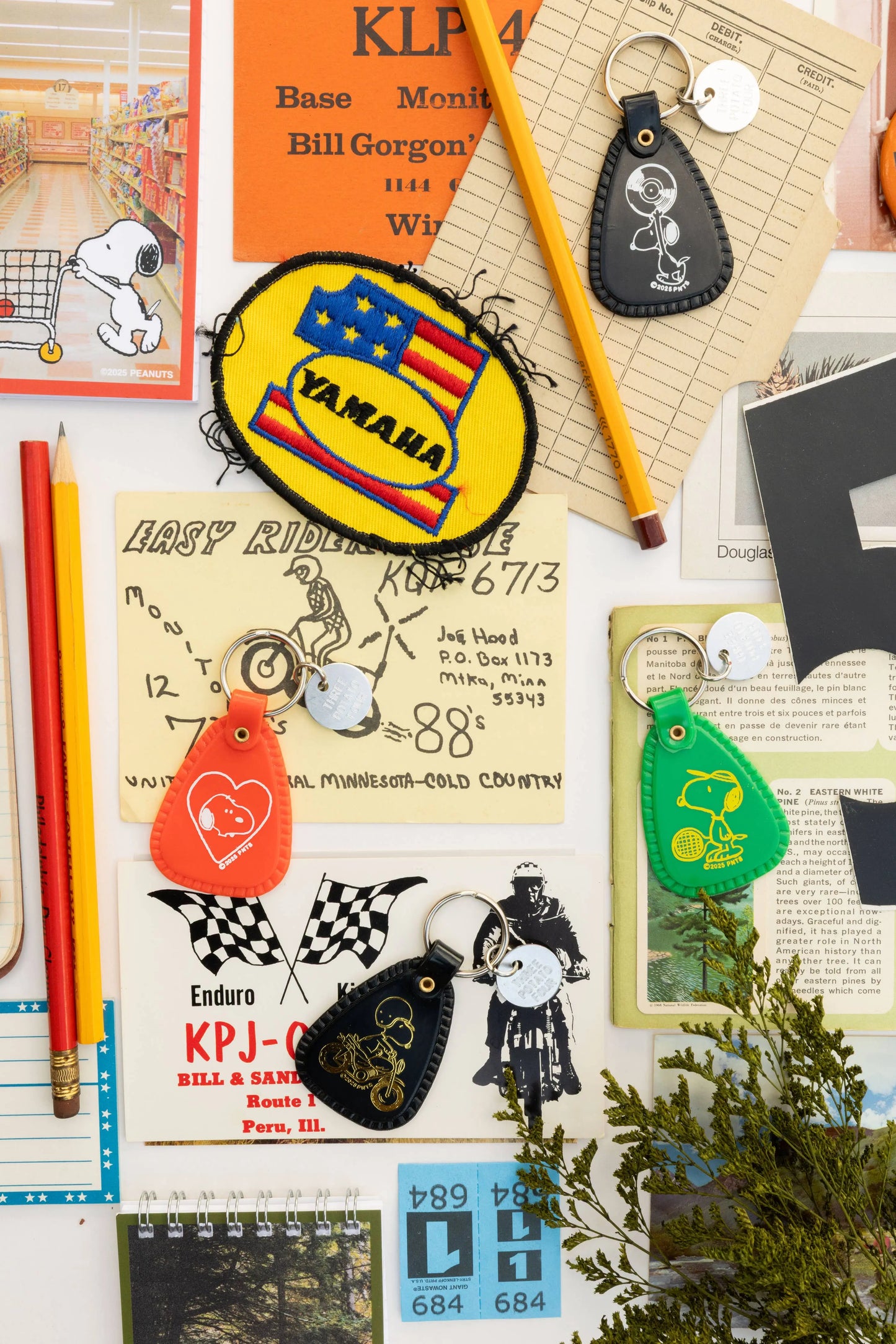 3P4 x Peanuts® - Snoopy Surf Saddle Keychain (Blue) Three Potato Four