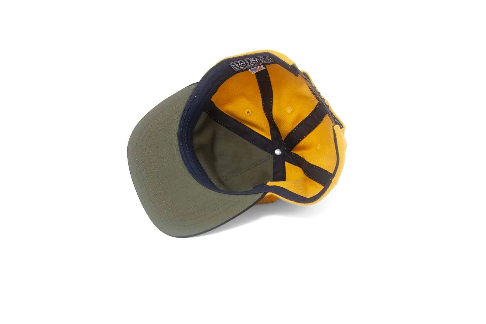 LIVE FAST Gold - Snapback The Ampal Creative