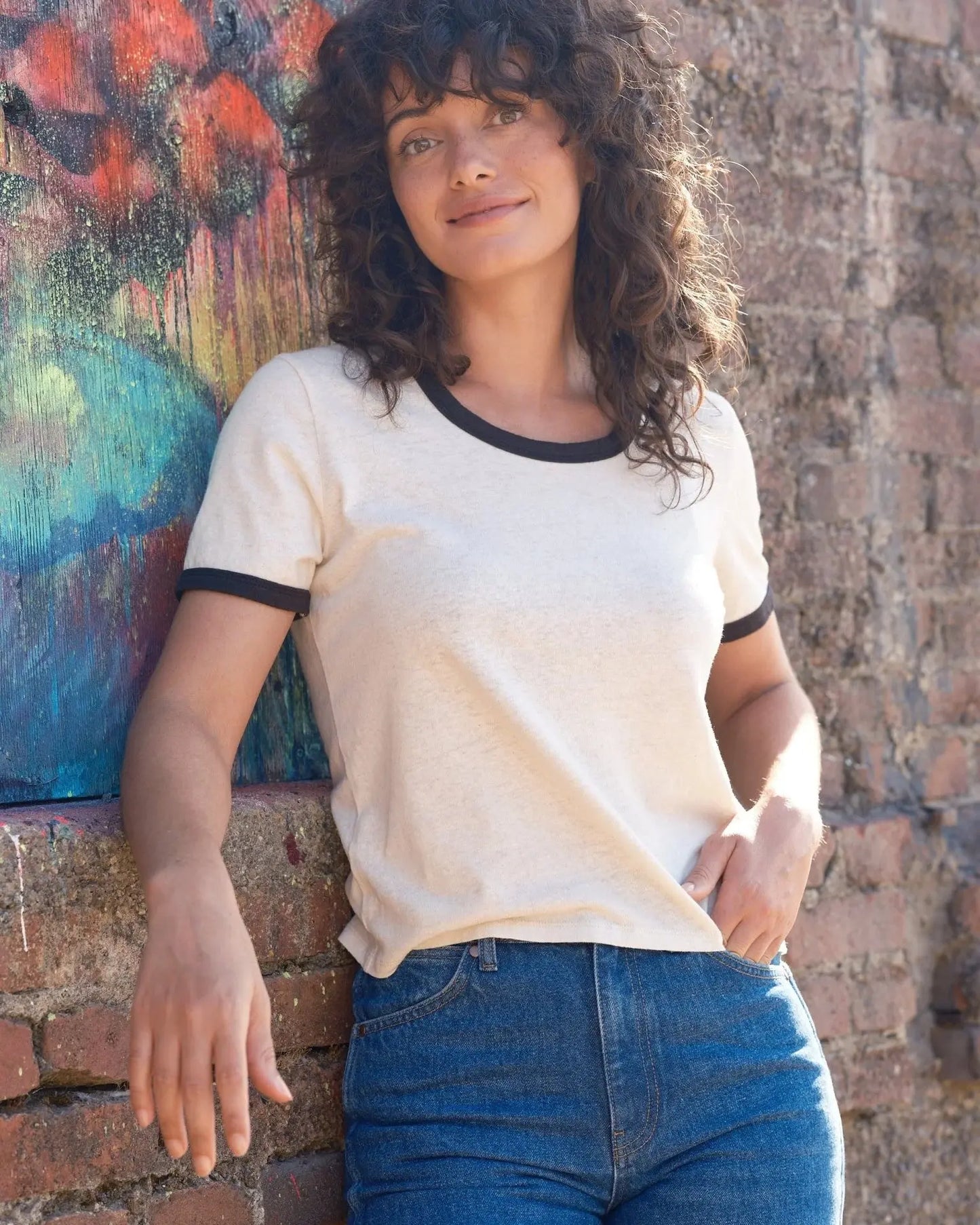 Ringer Tee - Natural Black Mollusk
